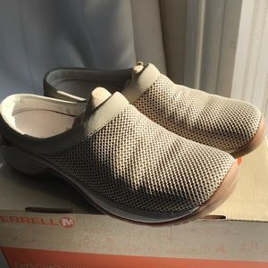 Merrell Comfort Slides